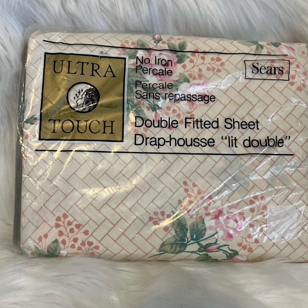 Sears ultra touch perma-prest double fitted sheet new!